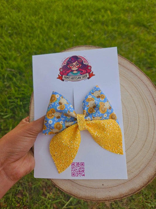 Highland cow hairbow